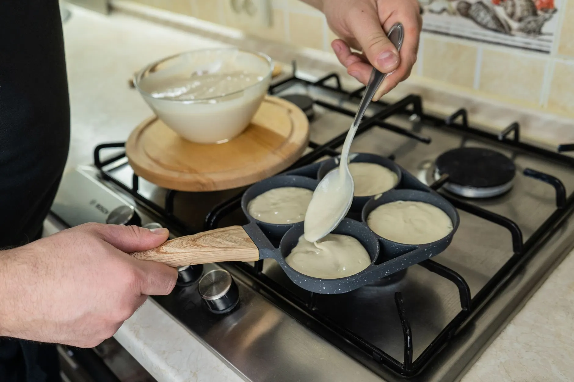 不粘锅涂层技术解析：从材料工艺看厨房锅具的耐用性与安全性正文配图 1